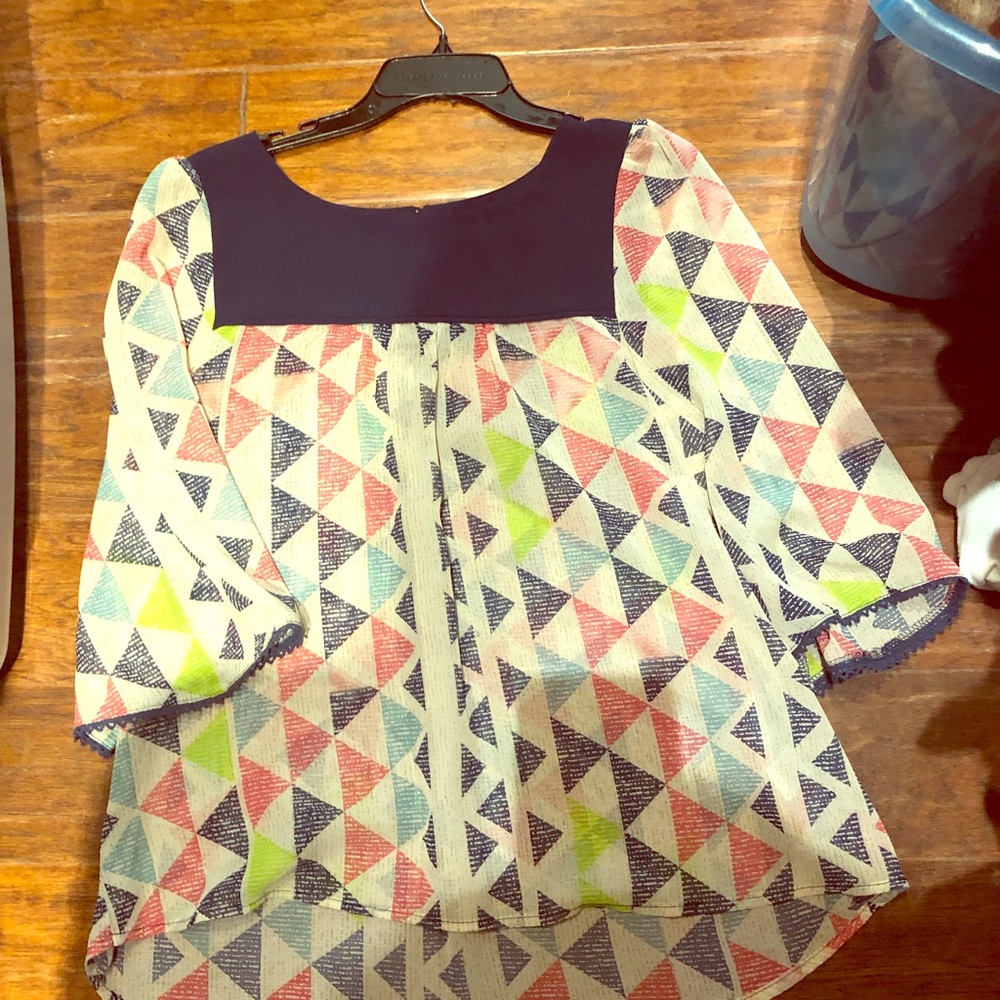 Women’s medium boutique top